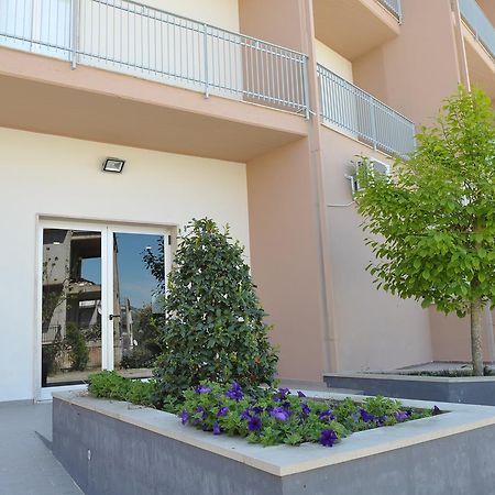 Albergo " Il Gattopardo" Di Esposito Carmela & C Sas Sant'Arcangelo  Zewnętrze zdjęcie